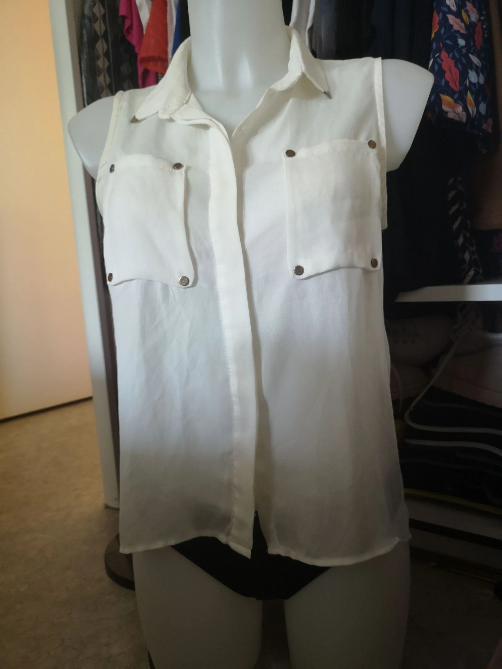 Chemise sans manche